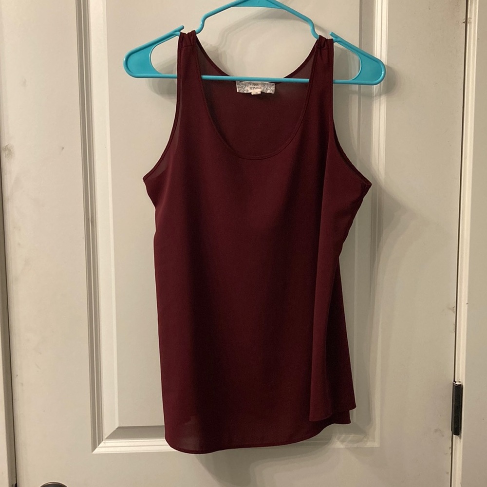 Maroon, lightweight tank
